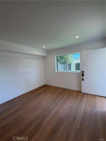14165 Erwin Street A, Valley Glen, CA 91401