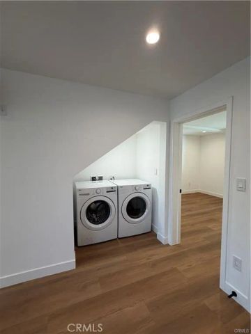 14165 Erwin Street A, Valley Glen, CA 91401