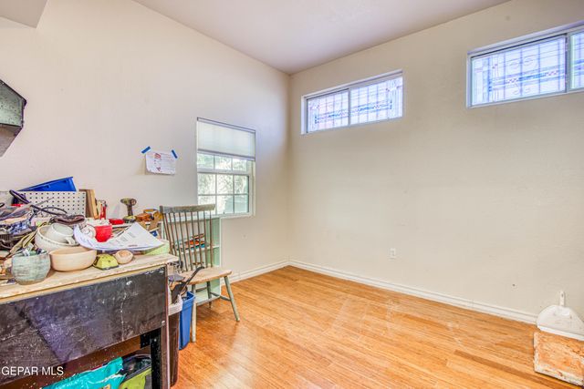 1003 Wyoming Avenue, El Paso, TX 79902