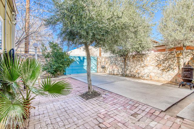 1003 Wyoming Avenue, El Paso, TX 79902