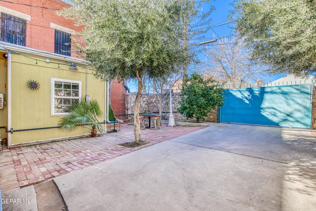 1003 Wyoming Avenue, El Paso, TX 79902