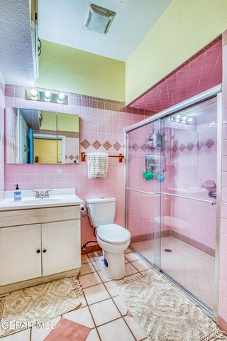 1003 Wyoming Avenue, El Paso, TX 79902