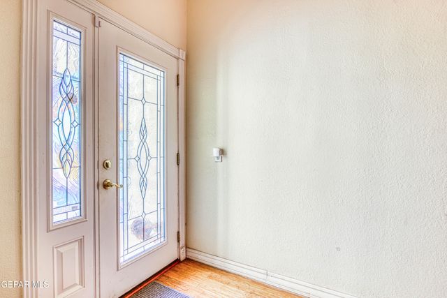 1003 Wyoming Avenue, El Paso, TX 79902