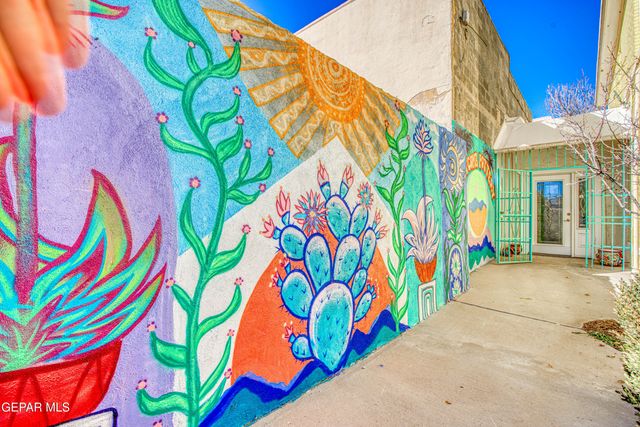 1003 Wyoming Avenue, El Paso, TX 79902