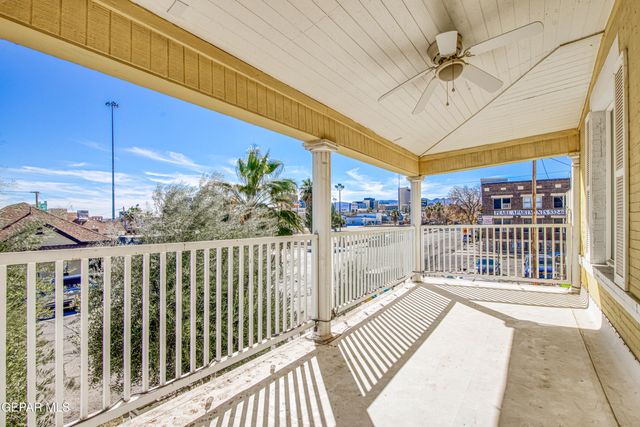 1003 Wyoming Avenue, El Paso, TX 79902