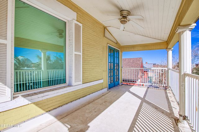 1003 Wyoming Avenue, El Paso, TX 79902