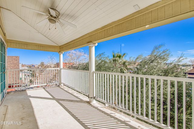1003 Wyoming Avenue, El Paso, TX 79902