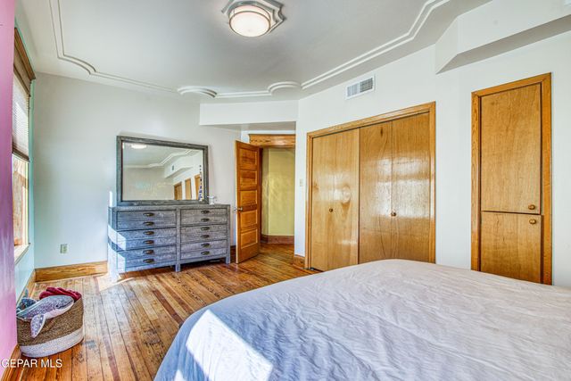 1003 Wyoming Avenue, El Paso, TX 79902