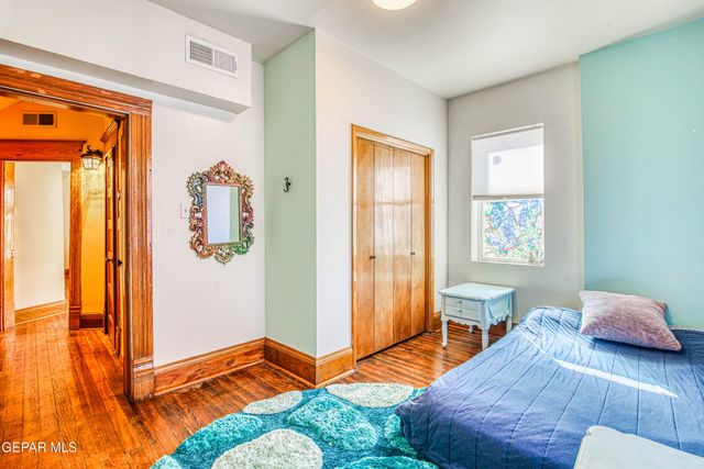 1003 Wyoming Avenue, El Paso, TX 79902