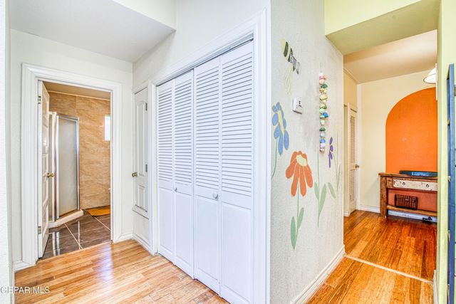 1003 Wyoming Avenue, El Paso, TX 79902