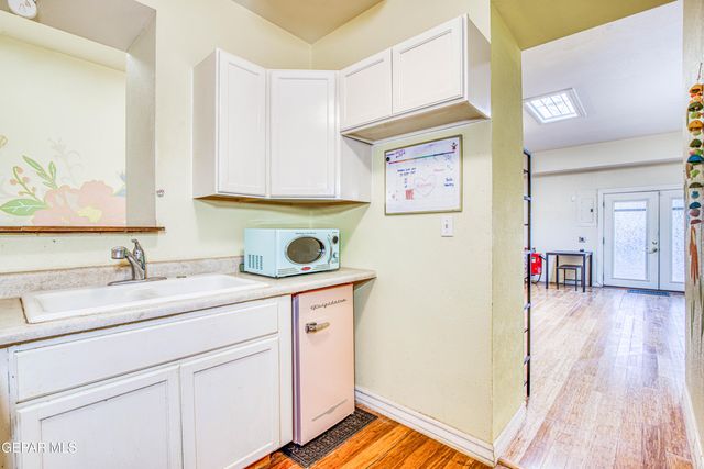 1003 Wyoming Avenue, El Paso, TX 79902
