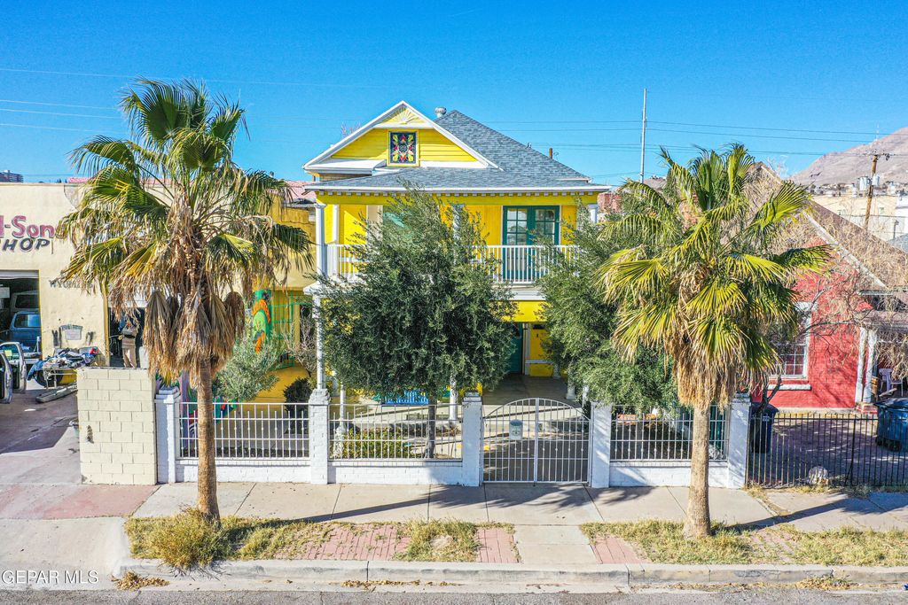 1003 Wyoming Avenue, El Paso, TX 79902