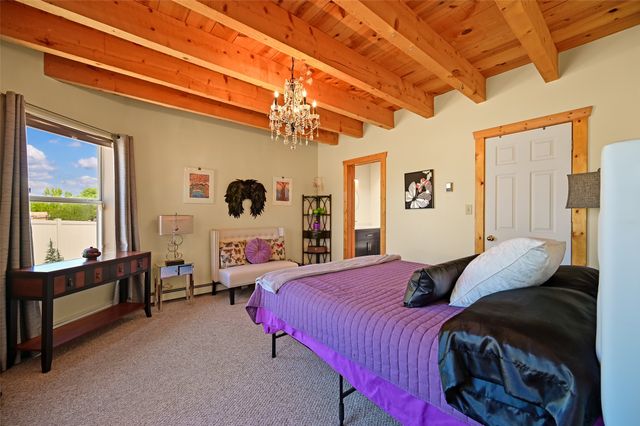 7516 Sagebrush Road, Santa Fe, NM 87507