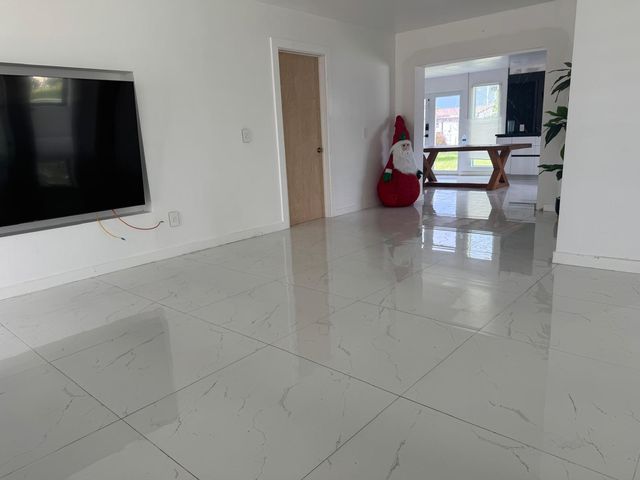 1561 NE 14th Street, Homestead, FL 33033