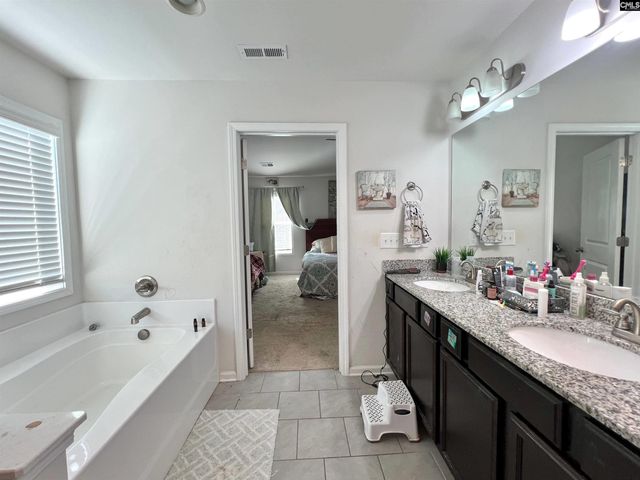 526 Litchfield Lane, Lexington, SC 29072