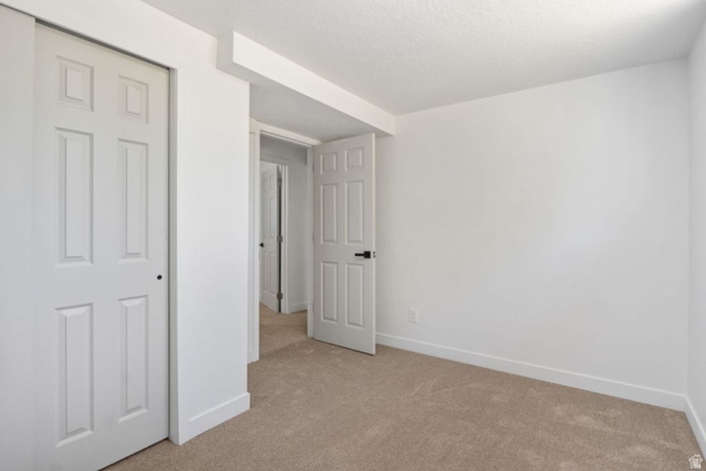 Image 17 of property listing at 3950 S 3485 W, West Valley City, UT 84119