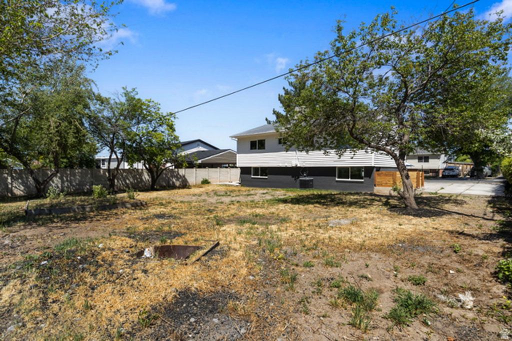 Image 35 of property listing at 3950 S 3485 W, West Valley City, UT 84119