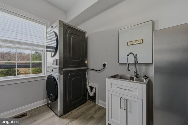 1049 MATTHEW WAY, New Castle, DE 19720