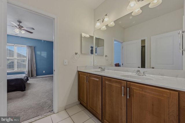 1049 MATTHEW WAY, New Castle, DE 19720