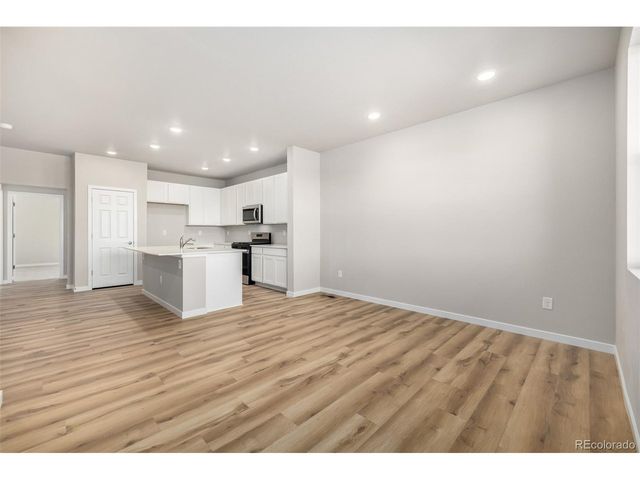 2909 E 103rd Dr, Thornton, CO 80229