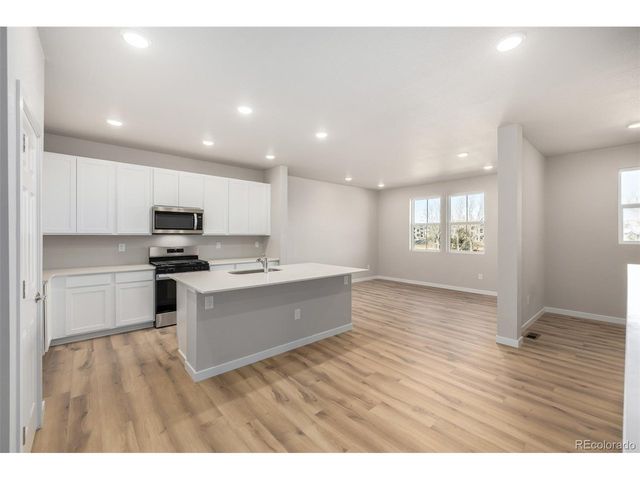 2909 E 103rd Dr, Thornton, CO 80229