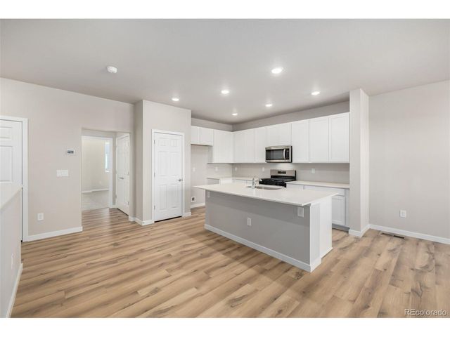 2909 E 103rd Dr, Thornton, CO 80229