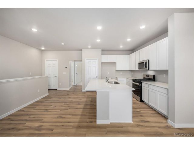 2909 E 103rd Dr, Thornton, CO 80229