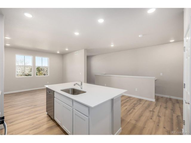 2909 E 103rd Dr, Thornton, CO 80229