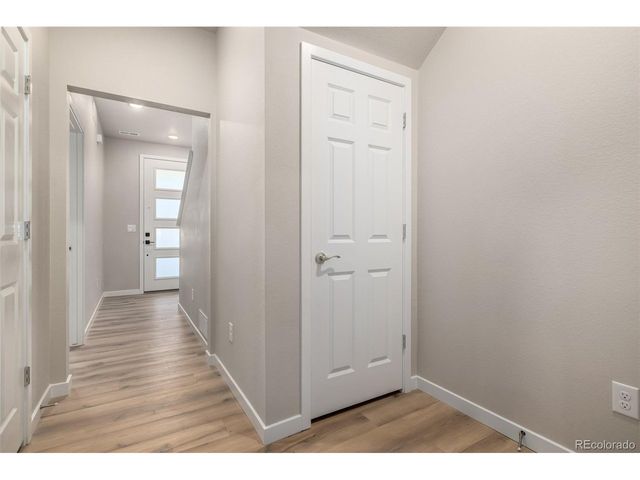 2909 E 103rd Dr, Thornton, CO 80229