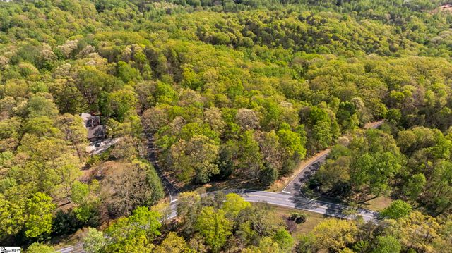 2 Little Boulder Drive, Landrum, SC 29356