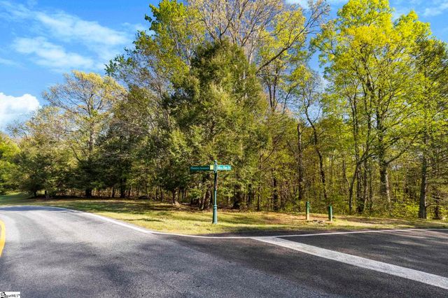 2 Little Boulder Drive, Landrum, SC 29356