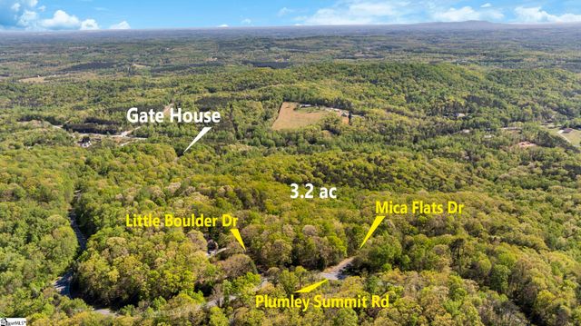 2 Little Boulder Drive, Landrum, SC 29356