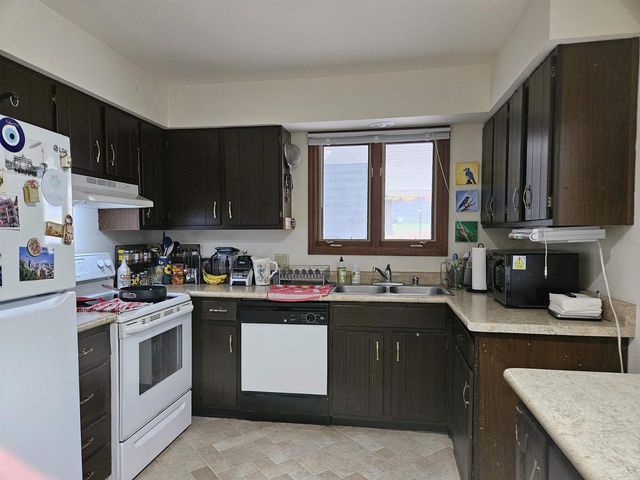 25 Coronado Court, Madison, WI 53719