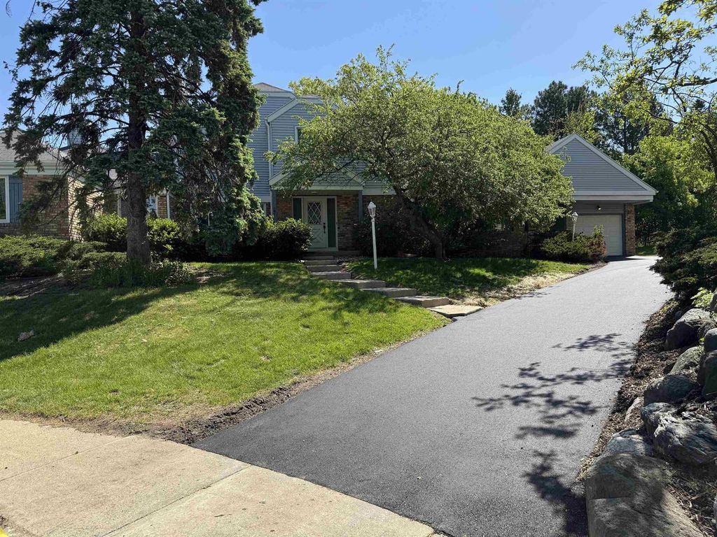 25 Coronado Court, Madison, WI 53719