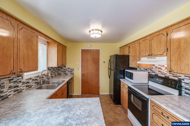 39924 Stayton Scio Rd, Scio, OR 97374