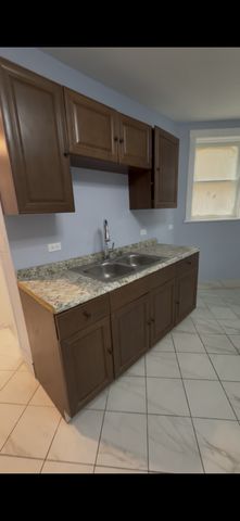 3936 W Cornelia Avenue G, Chicago, IL 60618