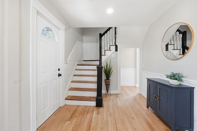 36 Central St, Auburn, MA 01501