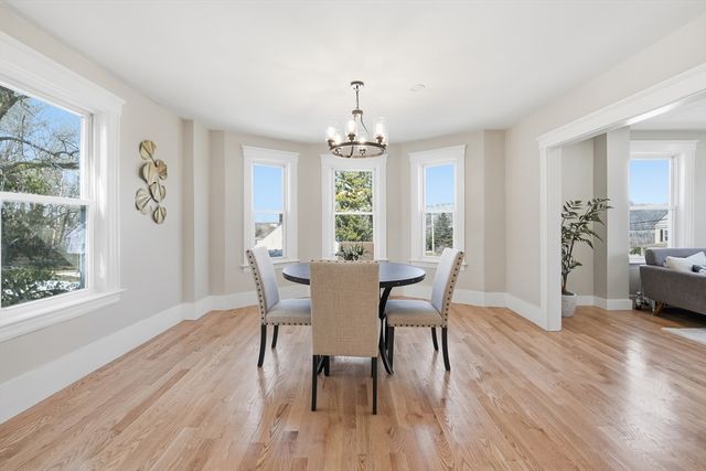 36 Central St, Auburn, MA 01501