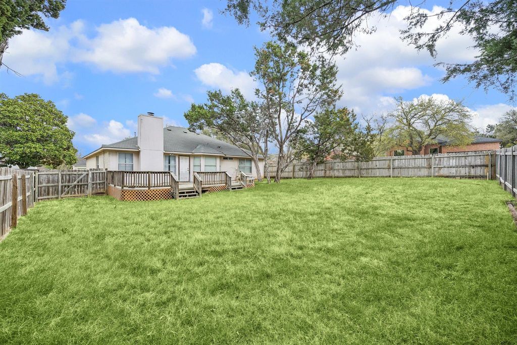 1701 Hillcrest DR, Cedar Park, TX 78613