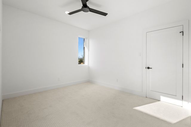 1432 Canada Drive, Dallas, TX 75212