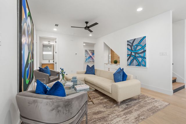 1432 Canada Drive, Dallas, TX 75212