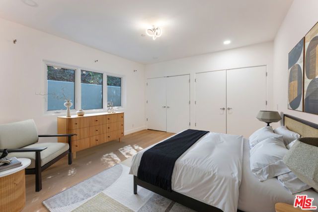 8654 Hollywood Boulevard, Los Angeles, CA 90069