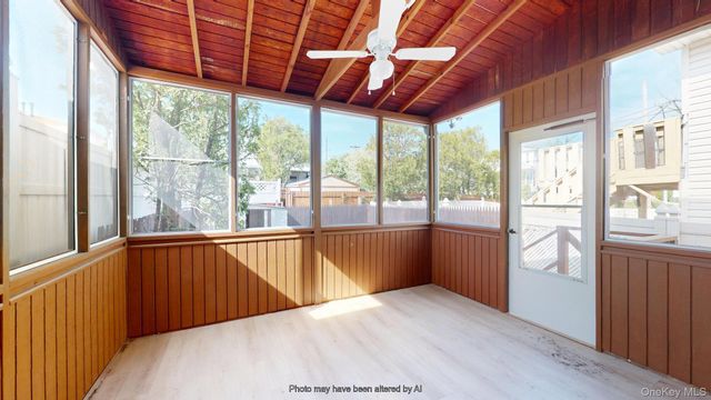 8 Thayer Place, Staten Island, NY 10306