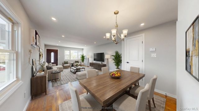 8 Thayer Place, Staten Island, NY 10306