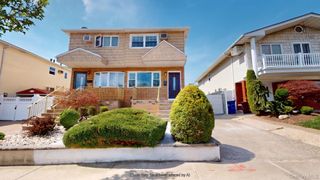 8 Thayer Place, Staten Island, NY 10306