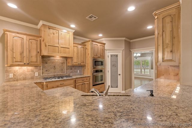 312 S 77th Street, Broken Arrow, OK 74014