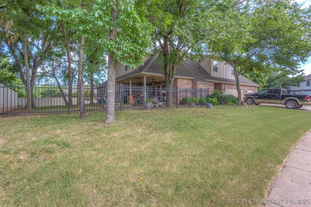 312 S 77th Street, Broken Arrow, OK 74014