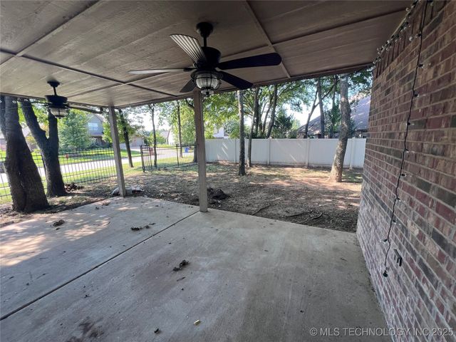 312 S 77th Street, Broken Arrow, OK 74014