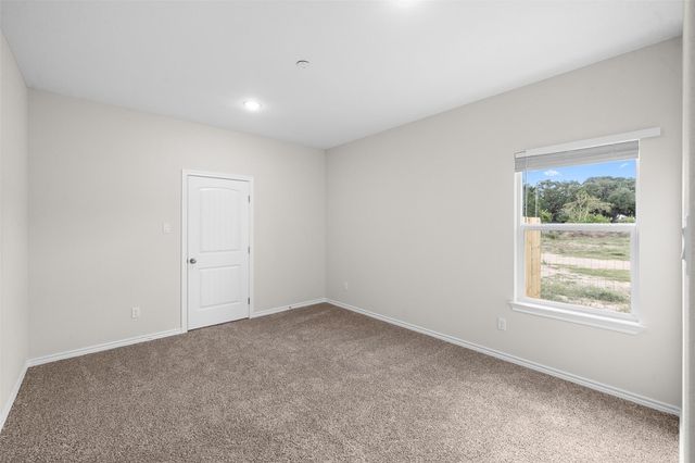 155 Oak Cluster Drive, Columbus, TX 78934