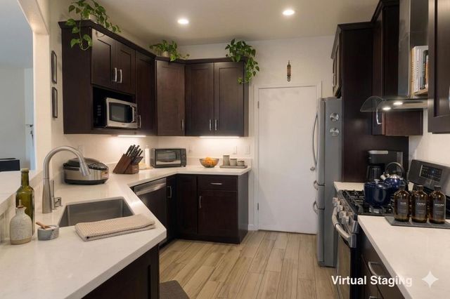 507 Shoal Circle, Redwood City, CA 94065